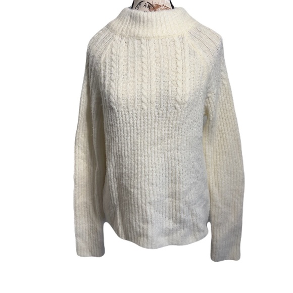 FRNCH Paris Cream Cable Knit Sweater Black Bow Back Keyhole Size S/M - Picture 1 of 9